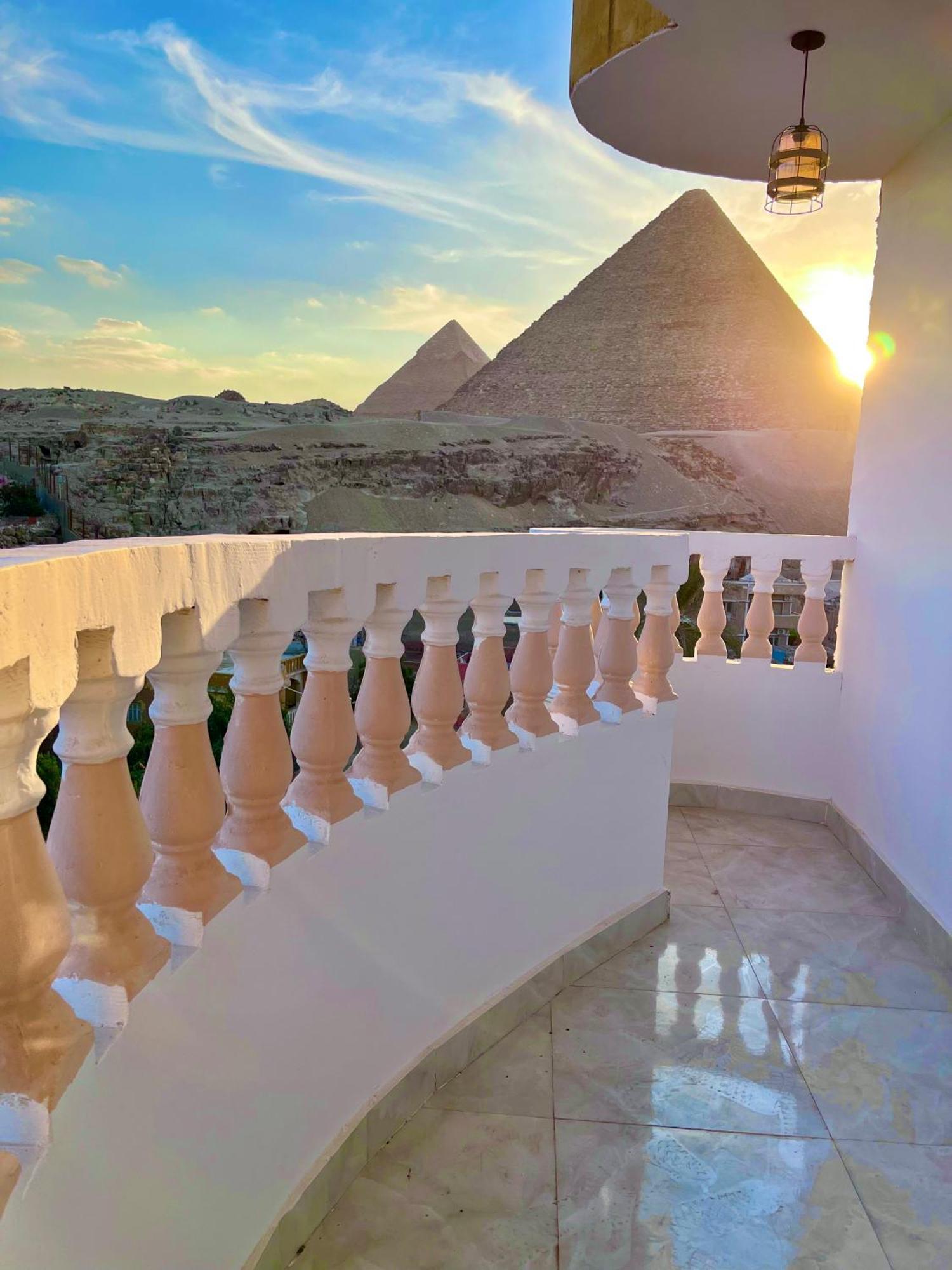 Alba Pyramids View 3*